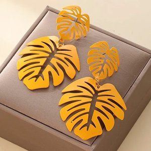 Yellow Tropical Palm Tree Leaf Bohemian Monstera Leaf Dangle Earrings NEW